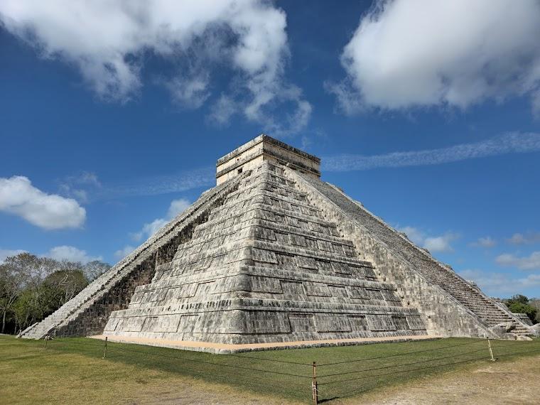 Chichén-Itzá hero image