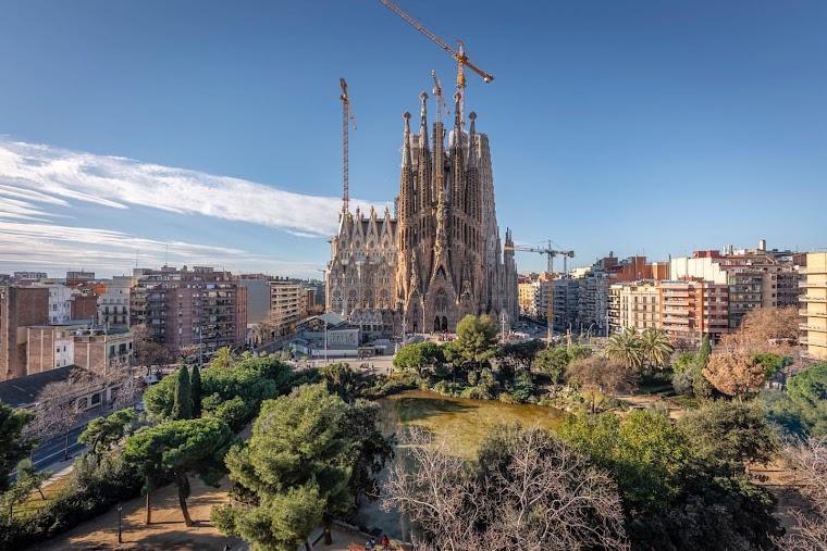 Barcelona hero image
