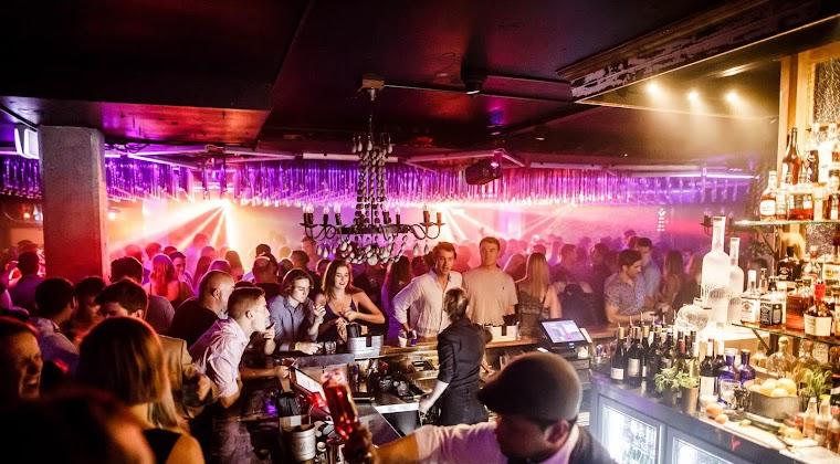 Fortitude Valley Pub Crawl hero image