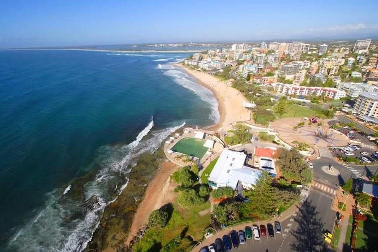 Sunshine Coast hero image